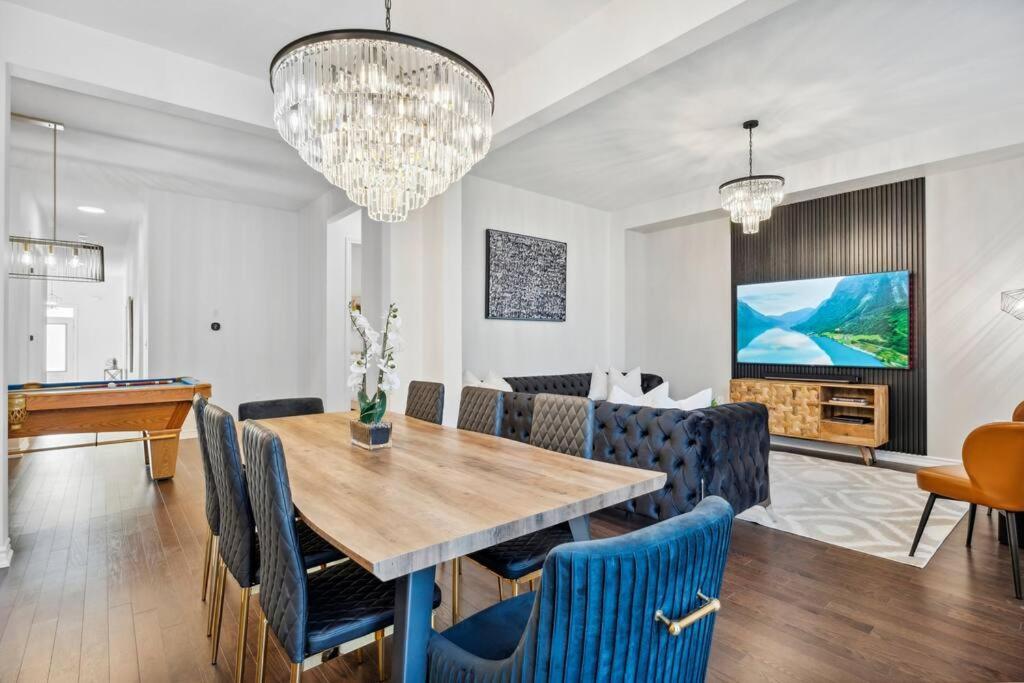 Barrie Luxe, Pool Table 6 Bedroom 6 Ba Custom Design A+ Location Екстериор снимка