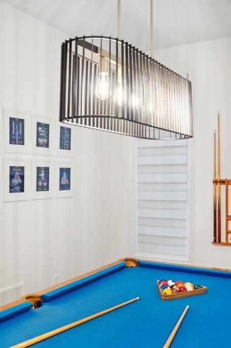 Barrie Luxe, Pool Table 6 Bedroom 6 Ba Custom Design A+ Location Екстериор снимка
